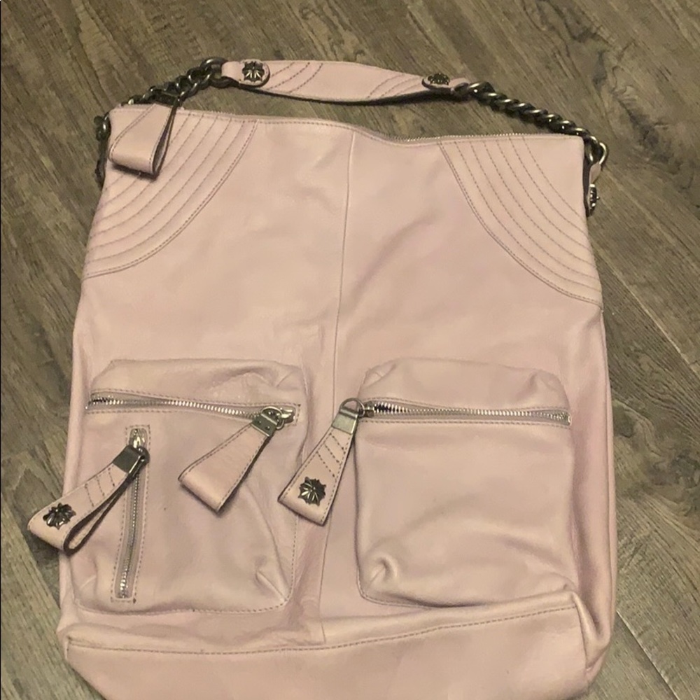B. Makowsky shoulder bag